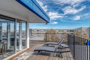 Luxury Penthouse, 2 Bedrooms, Kitchen, Partial Ocean View | Balcony