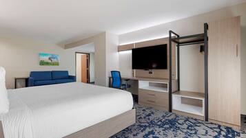 Suite, 1 King Bed, Non Smoking | Premium bedding, blackout drapes, iron/ironing board, free WiFi