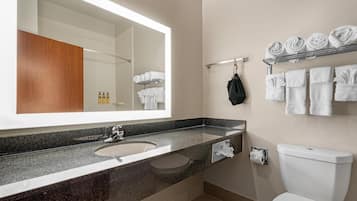 Suite, 2 Queen Beds, Non Smoking, Refrigerator & Microwave | Bathroom | Bathtub, free toiletries, hair dryer, towels