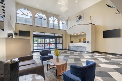 BEST WESTERN PLUS McKinney Inn & Suites