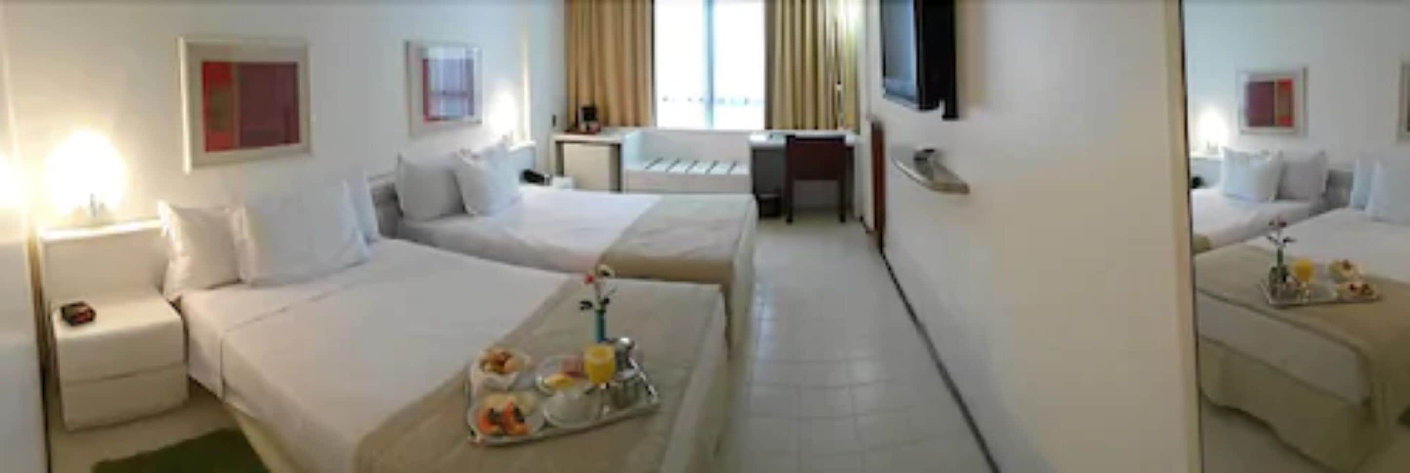 Room, 2 Twin Beds | Minibar, desk, blackout drapes, free WiFi