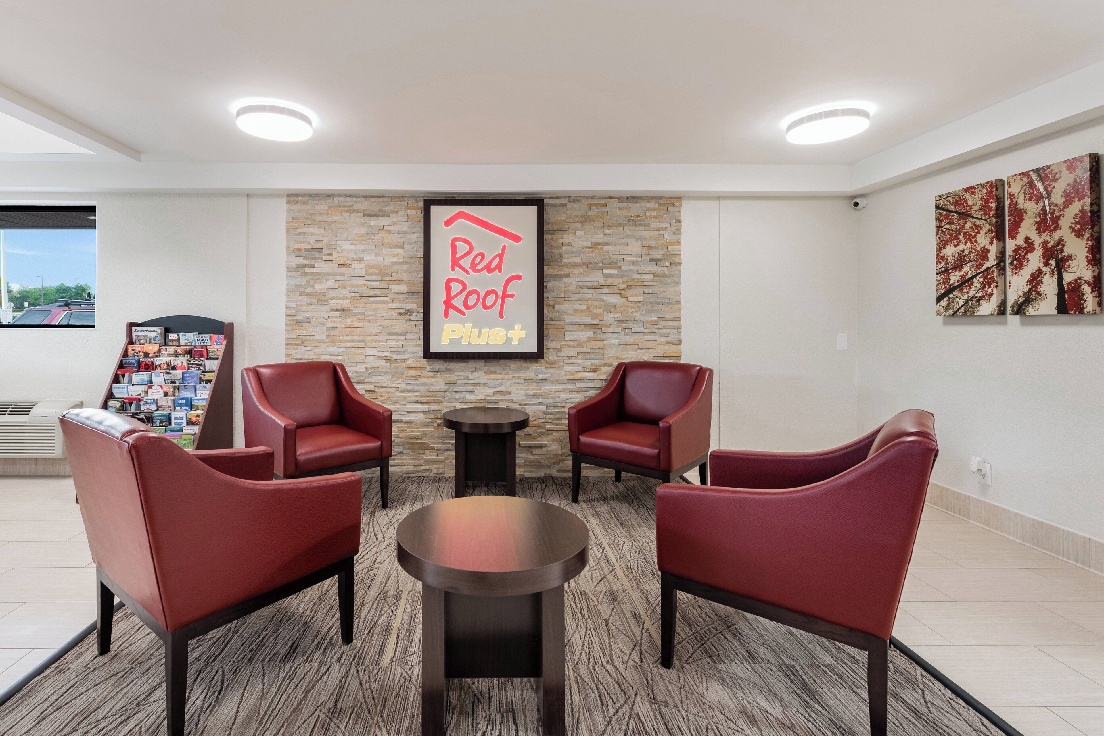 Photo - Red Roof Inn PLUS+ Columbus - Worthington