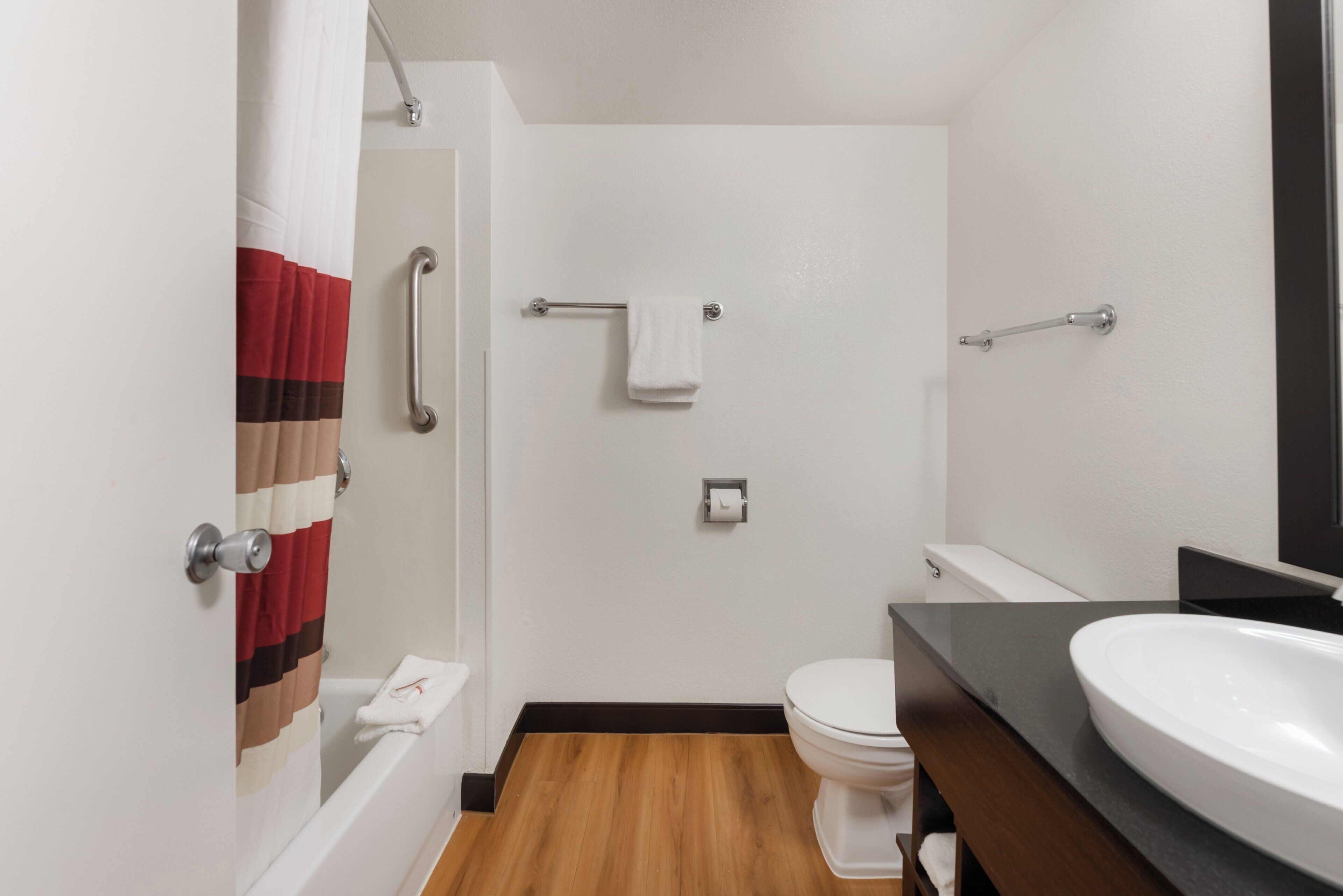 Photo - Red Roof Inn PLUS+ Columbus - Worthington