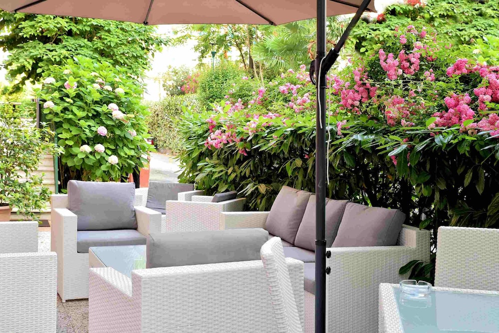 Hotel Villa Pannonia by null