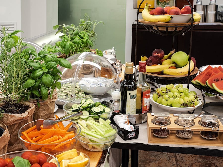 Desayuno estilo bufé