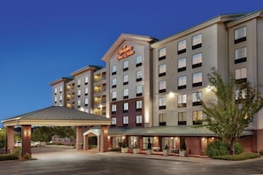 Exterior - Hampton Inn & Suites Denver - Cherry Creek (Glendale)