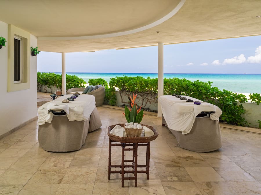 Sauna a vapor, salas de massagem/tratamento, manicure e pedicure