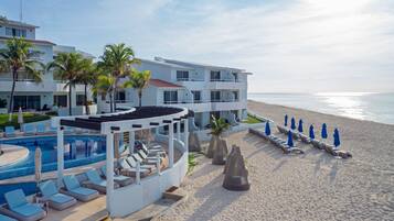 Vista para praia/oceano