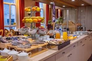 Morgenmadsbuffet hver dag (10.9 EUR pr. person)