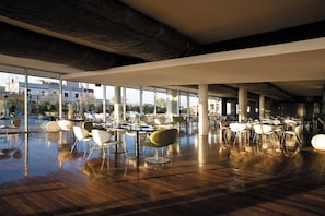 2 restaurants, breakfast, lunch, dinner served; Mediterranean cuisine
