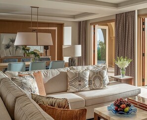 56-inch LED TV with satellite channels, TV, DVD player - Four Seasons Resort Sharm EL Sheikh (Sharm El Sheikh)