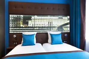 Classic Single Room | In-room safe, desk, soundproofing, free WiFi