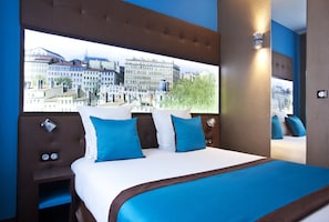 In-room safe, desk, soundproofing, free WiFi