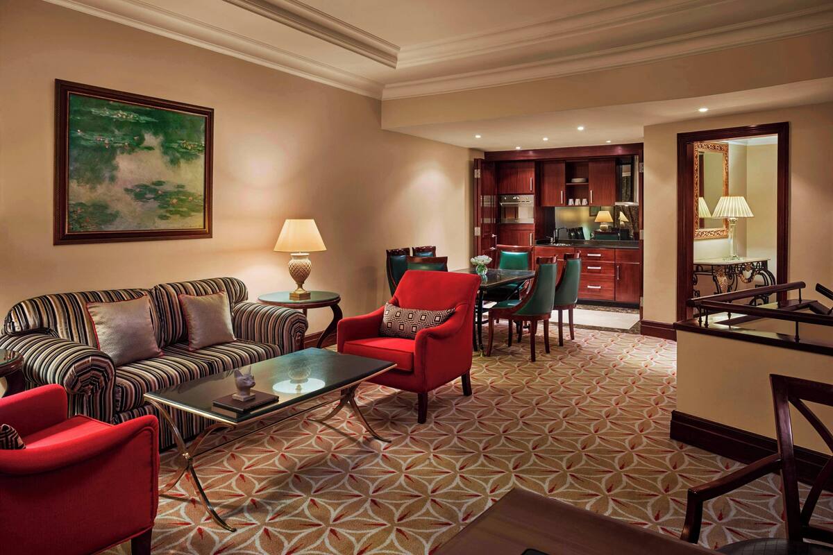 行政套房, 1 張特大雙人床, 高球場景觀 (Lounge Access, Bi-Level) | 酒廊