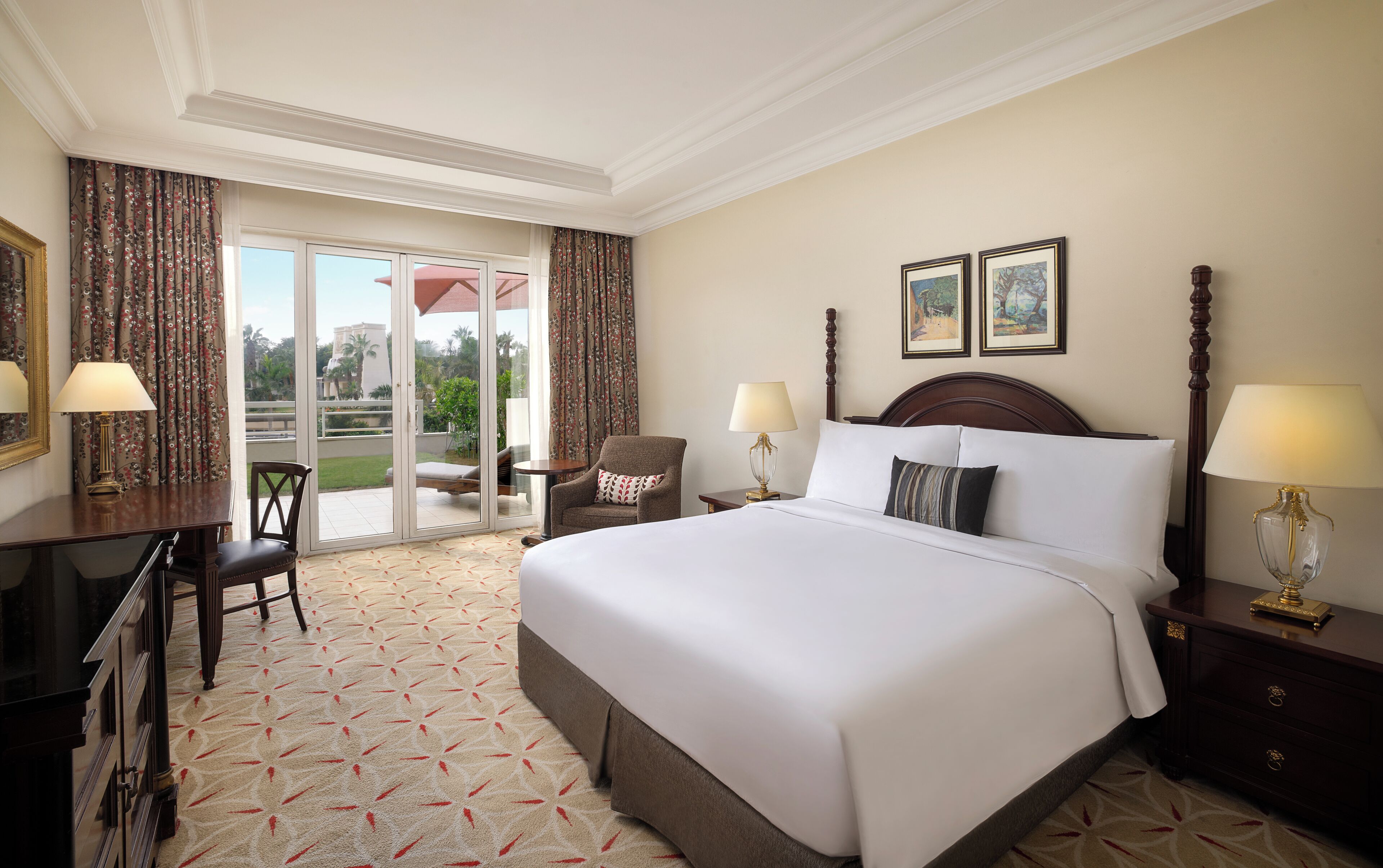 Chambre Deluxe, 1 très grand lit, vue jardin, côté jardin