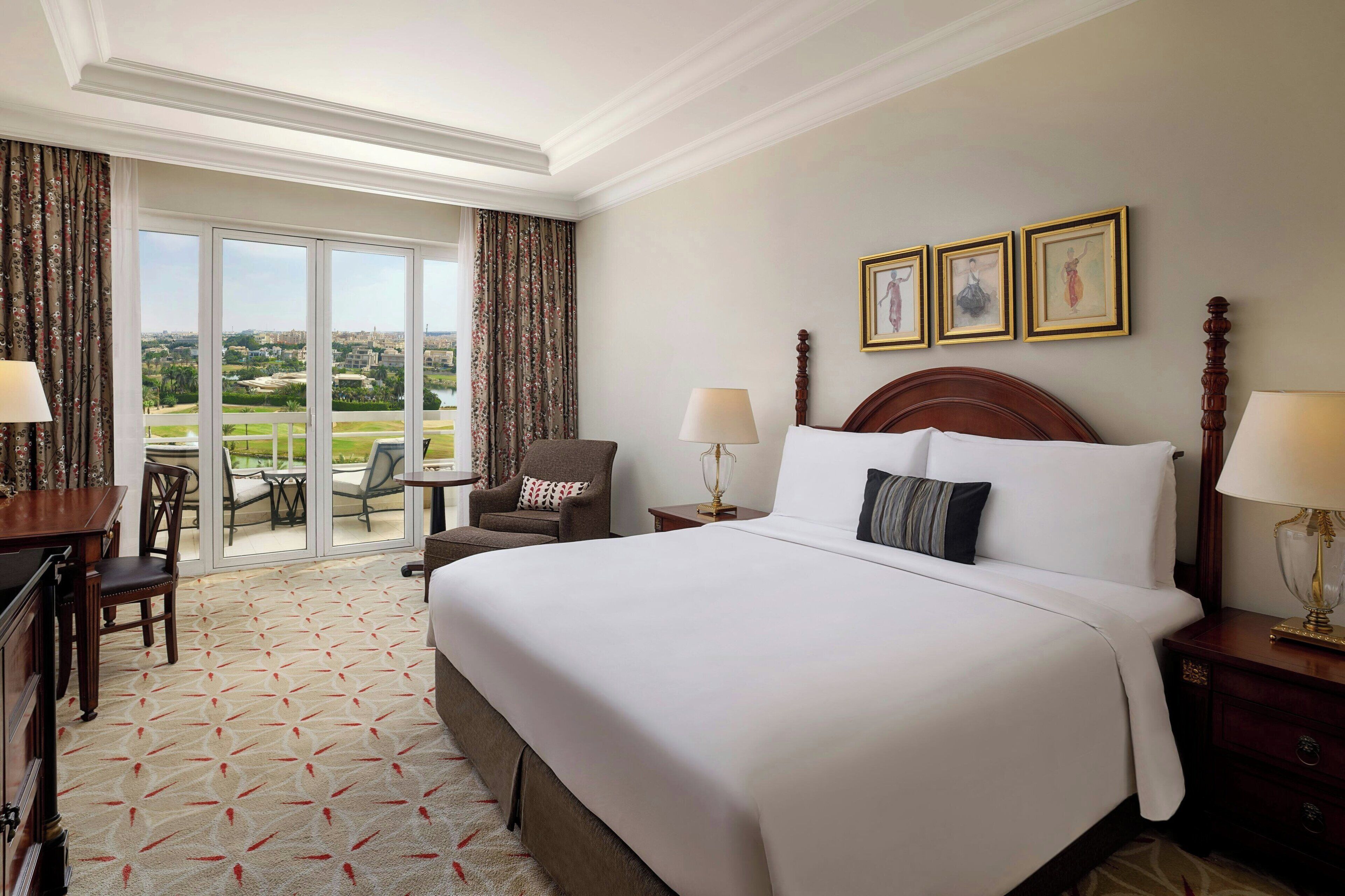 Pillowtop-Betten, Minibar, Zimmersafe, Schreibtisch