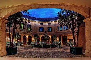 11 restaurants, spécialités Cuisine internationale