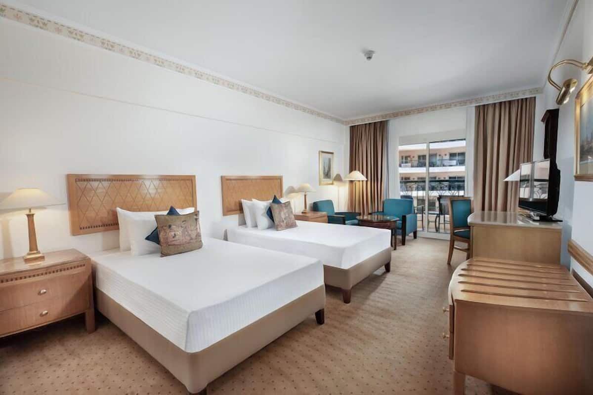 Minibar, in-room safe, desk, blackout curtains