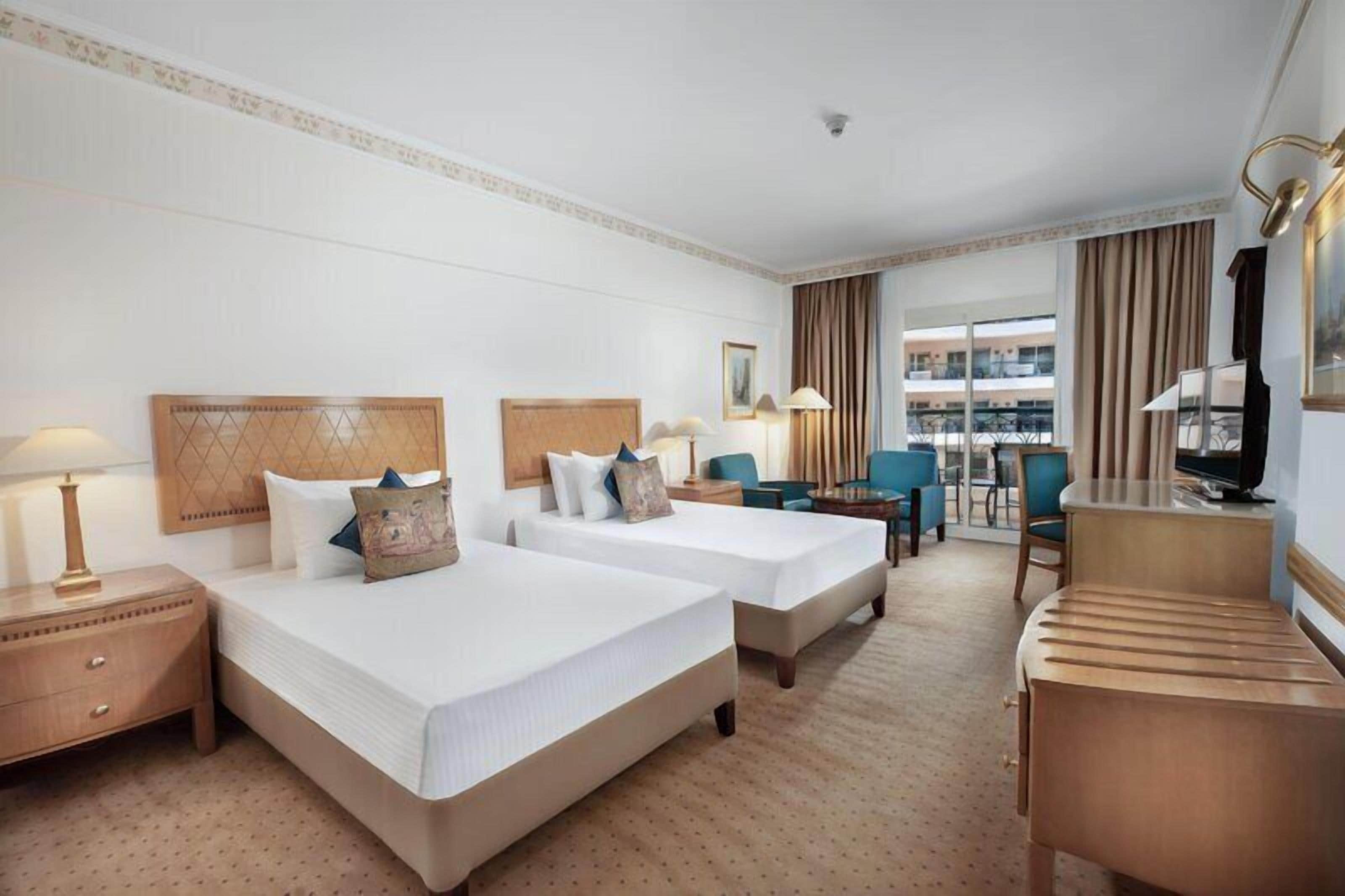 Minibar, in-room safe, desk, blackout curtains