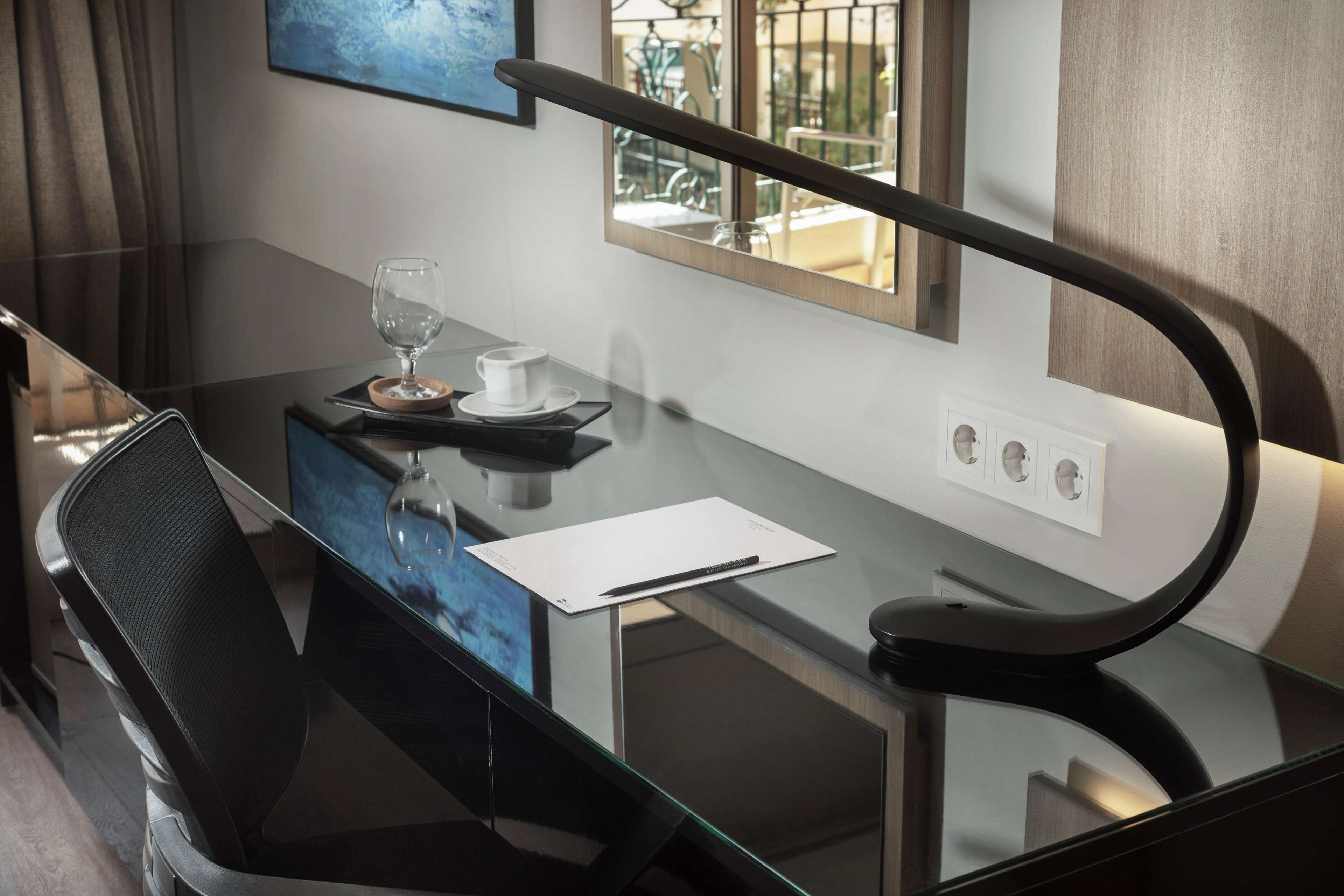 executive room, 1 double bed, patio | 1 bedroom, minibar, in-room safe, desk