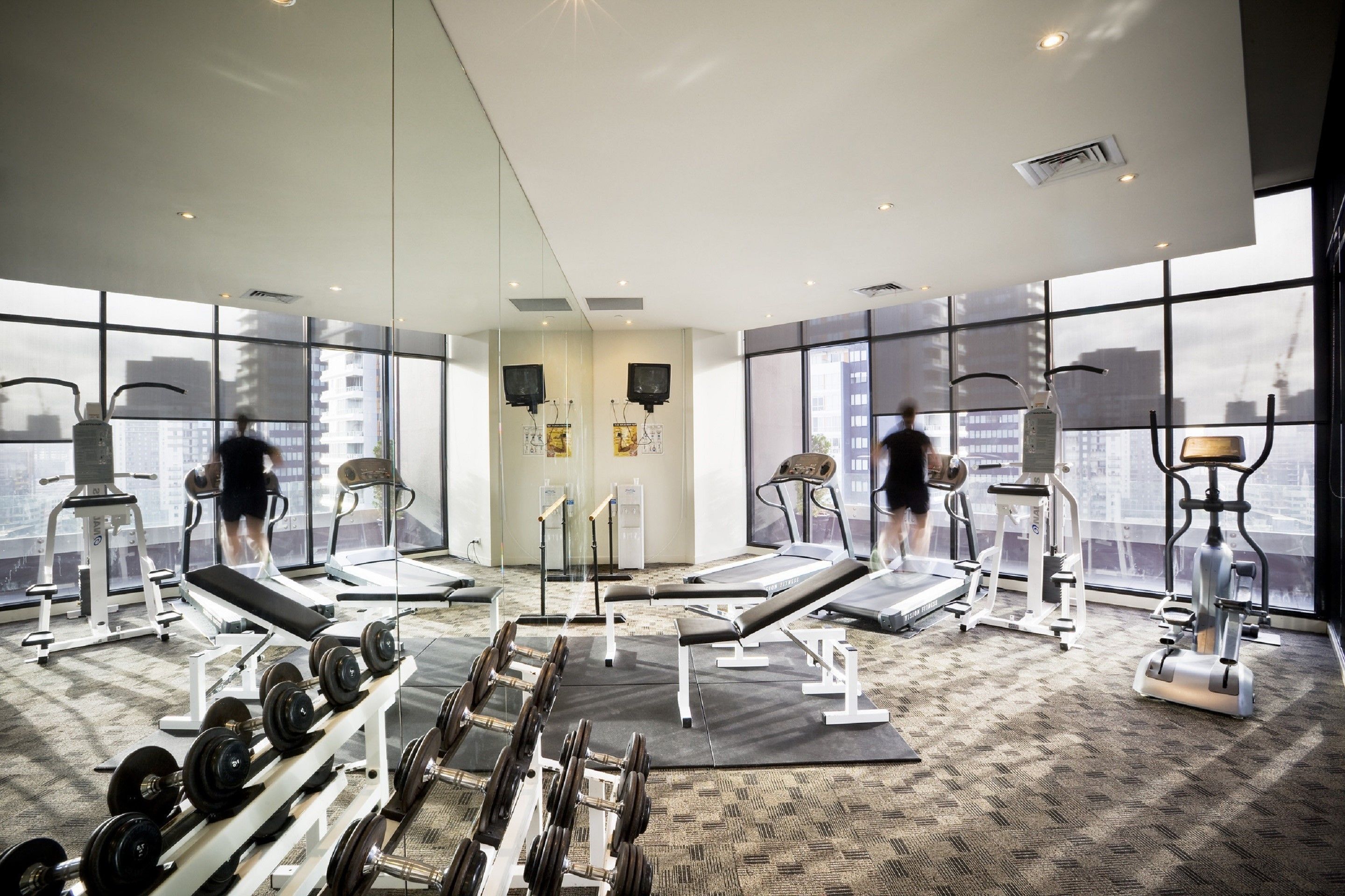 Mantra Southbank Melbourne — image 25