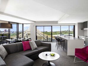 Premium Apartment, 2 Bedrooms, Corner