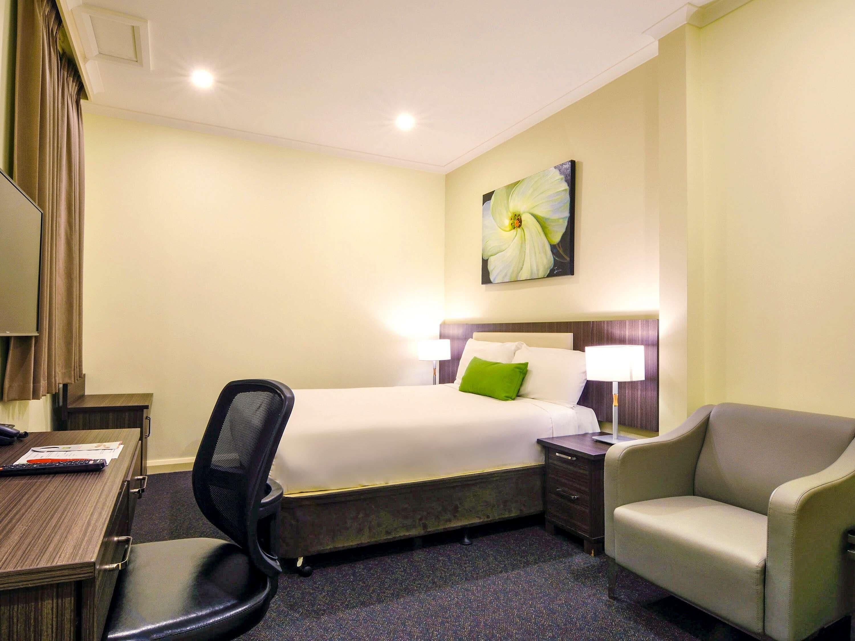 Standard Double Room, 1 Double Bed | In-room safe, iron/ironing board, free WiFi, bed sheets