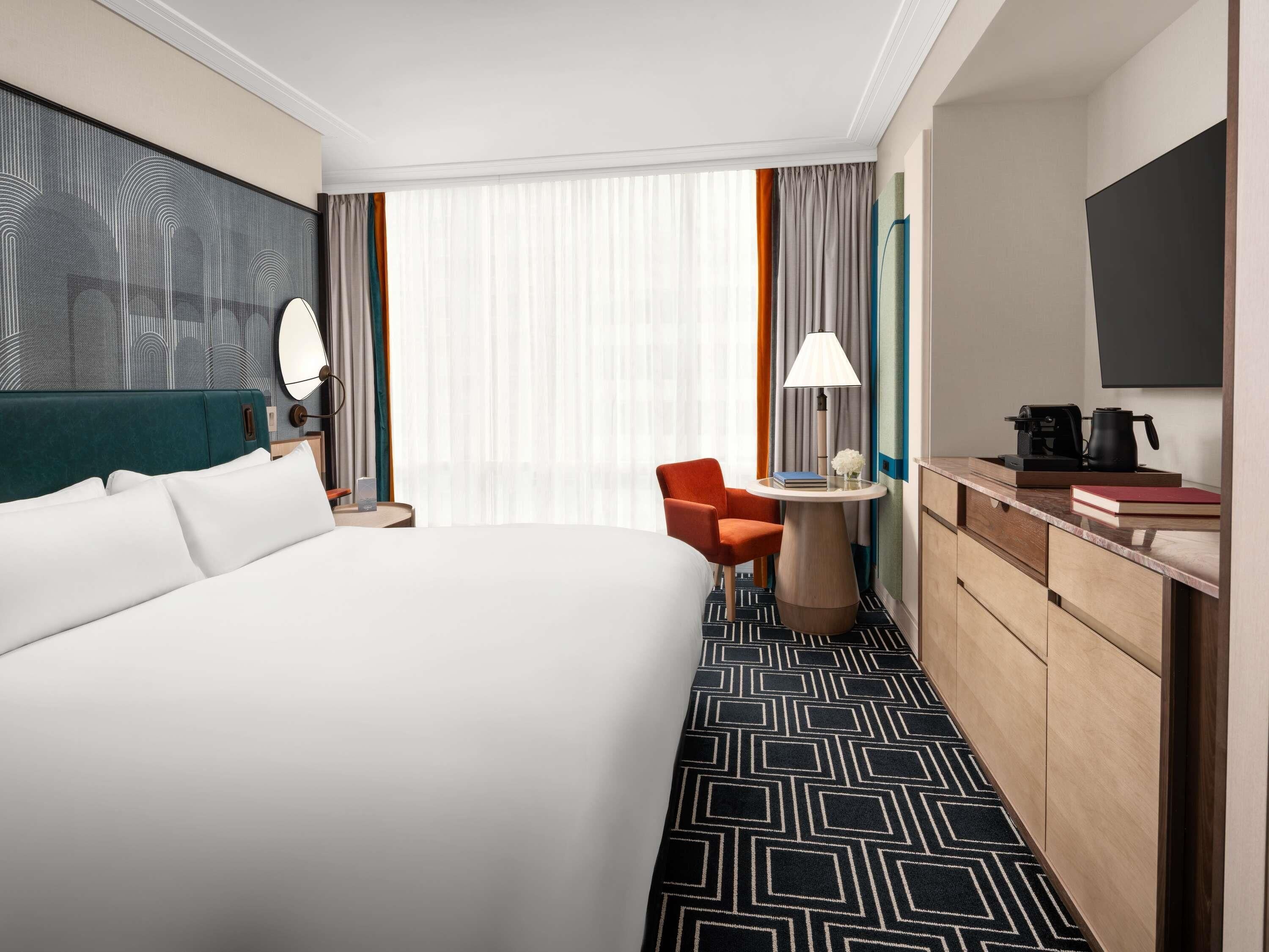 Rom – superior, 1 kingsize-seng | Sengetøy av topp kvalitet, dundyner, senger med overmadrass og minibar