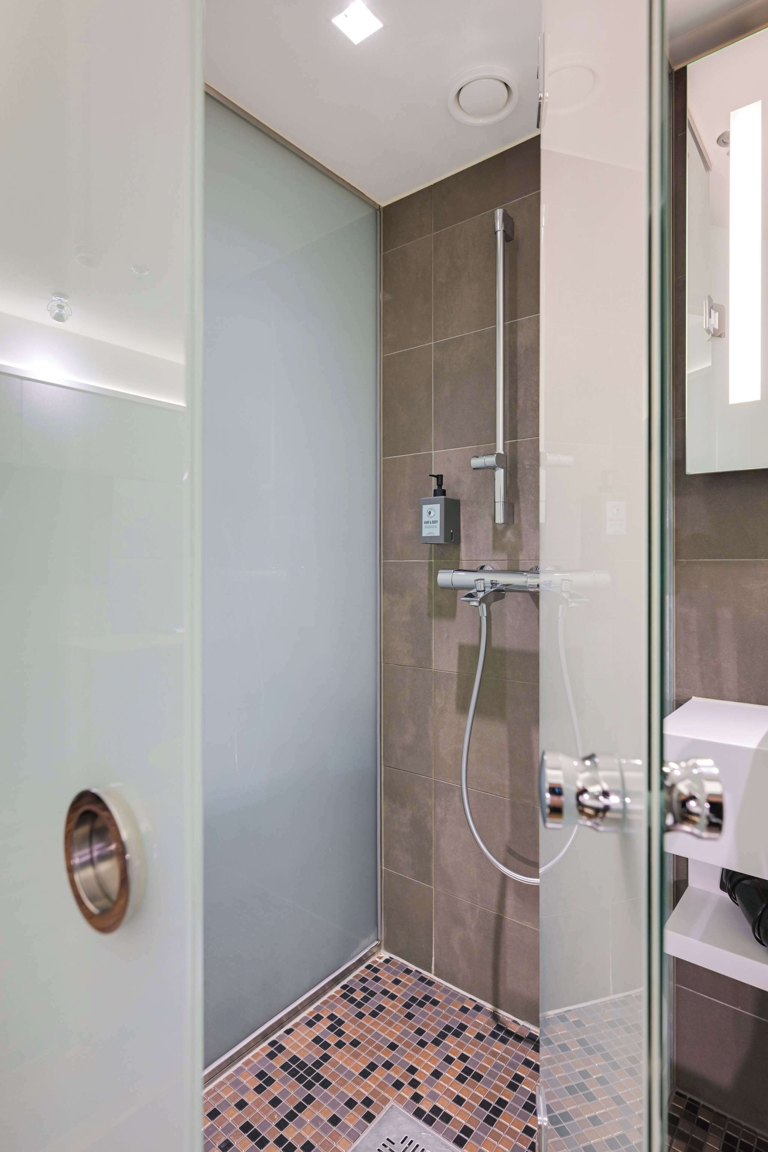 soundproofing, iron/ironing board, cots/infant beds, rollaway beds