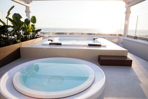 Sauna, tina de hidromasaje y baño turco o hammam 
