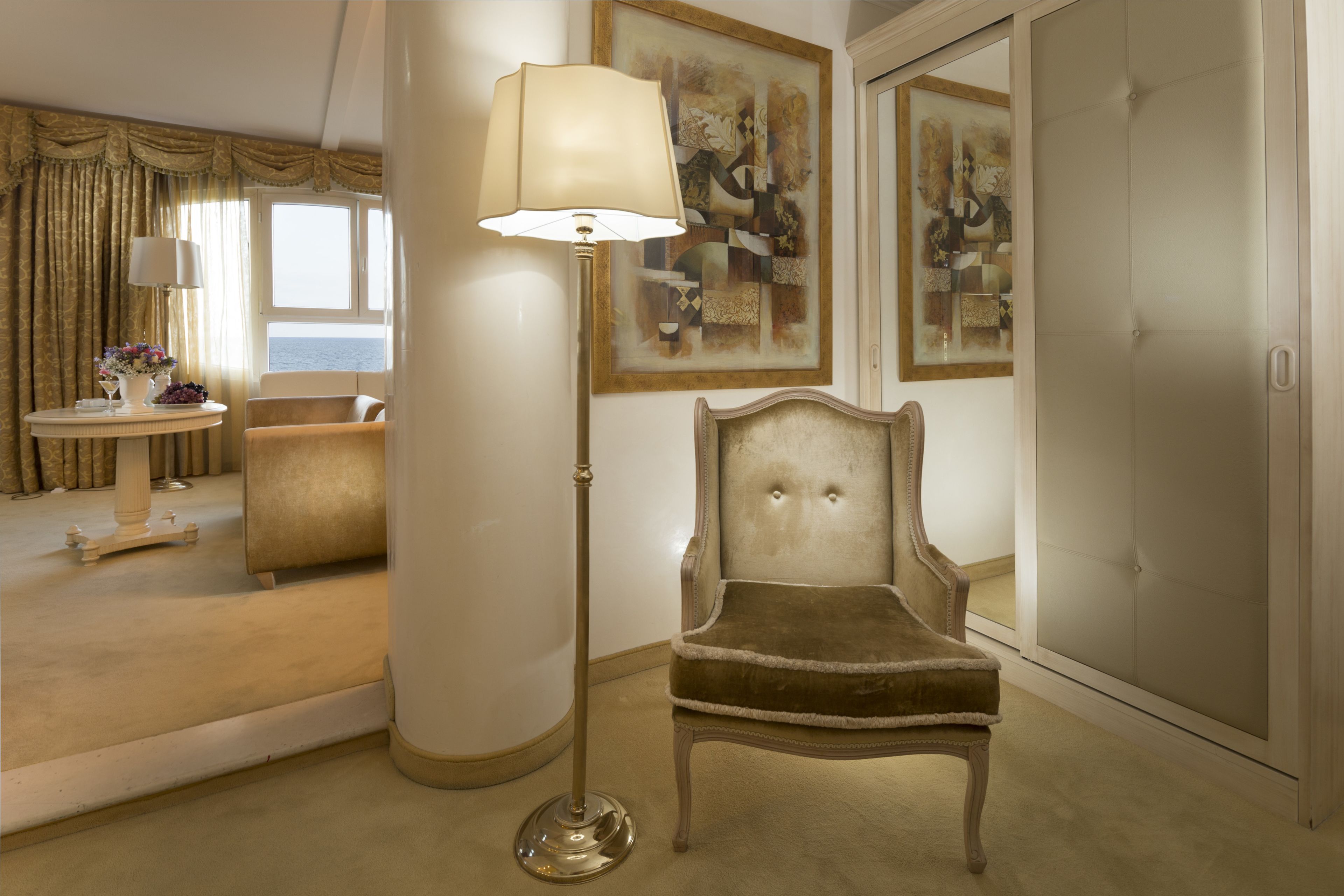 1 bedroom, minibar, in-room safe, desk