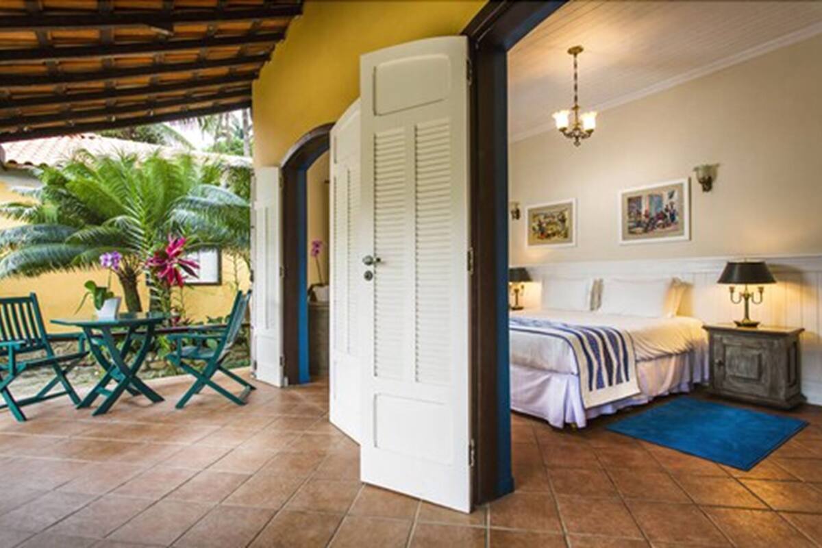 luxury room | minibar, in-room safe, desk, blackout curtains