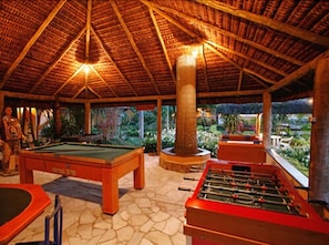 Spielezimmer