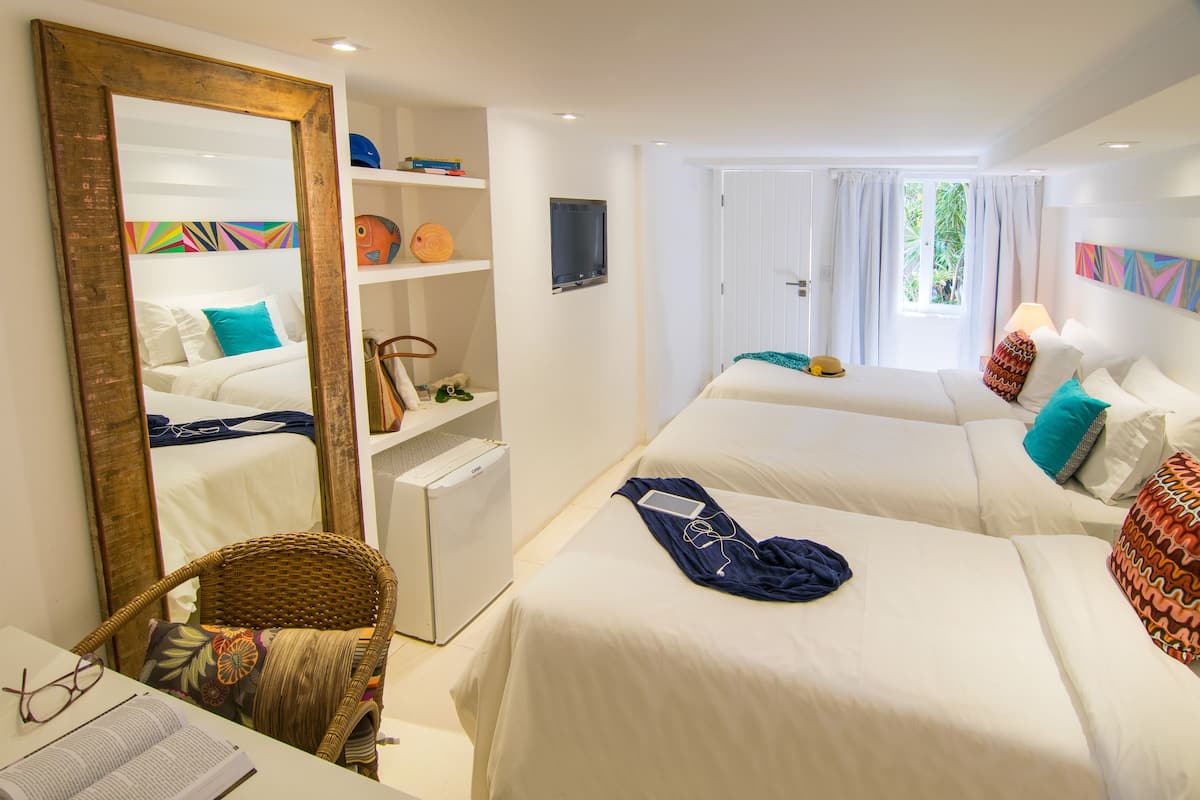 standard double room, 1 double bed | minibar, in-room safe, blackout curtains, soundproofing