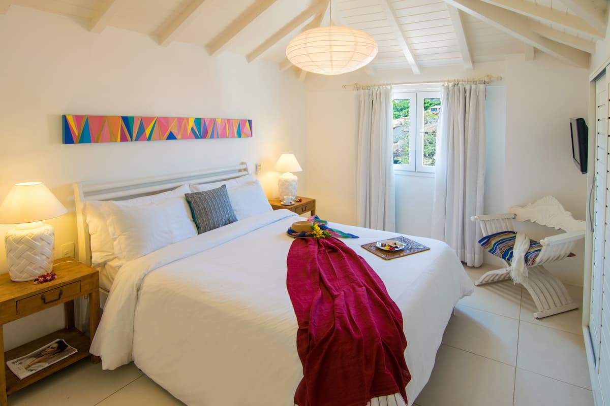 Minibar, in-room safe, blackout drapes, soundproofing