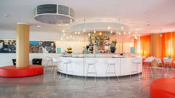 Bar (in der Unterkunft)