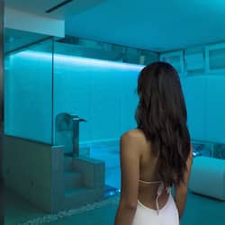 Couples treatment rooms, body treatments, body scrubs, facials