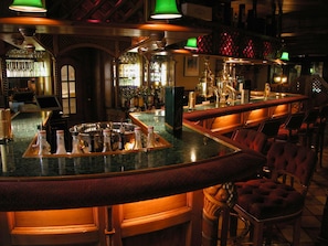 Bar (on property) - Hotel Jagdhof Glashütte (Bad Laasphe)