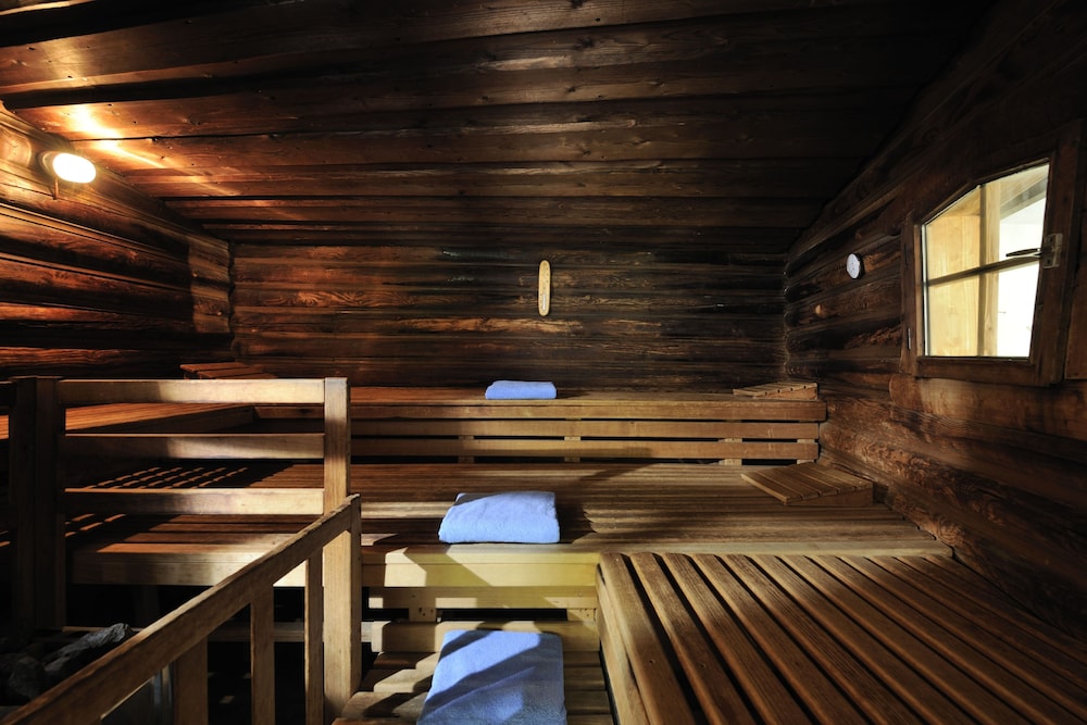 Relais & Châteaux Hotel Jagdhof Glashütte by null