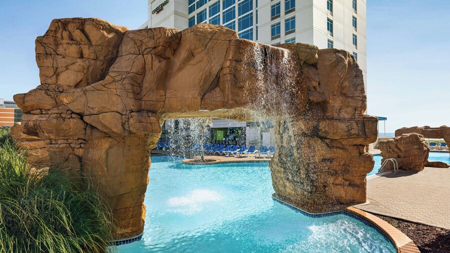 Courtyard by Marriott Virginia Beach Oceanfront/North 37th Street