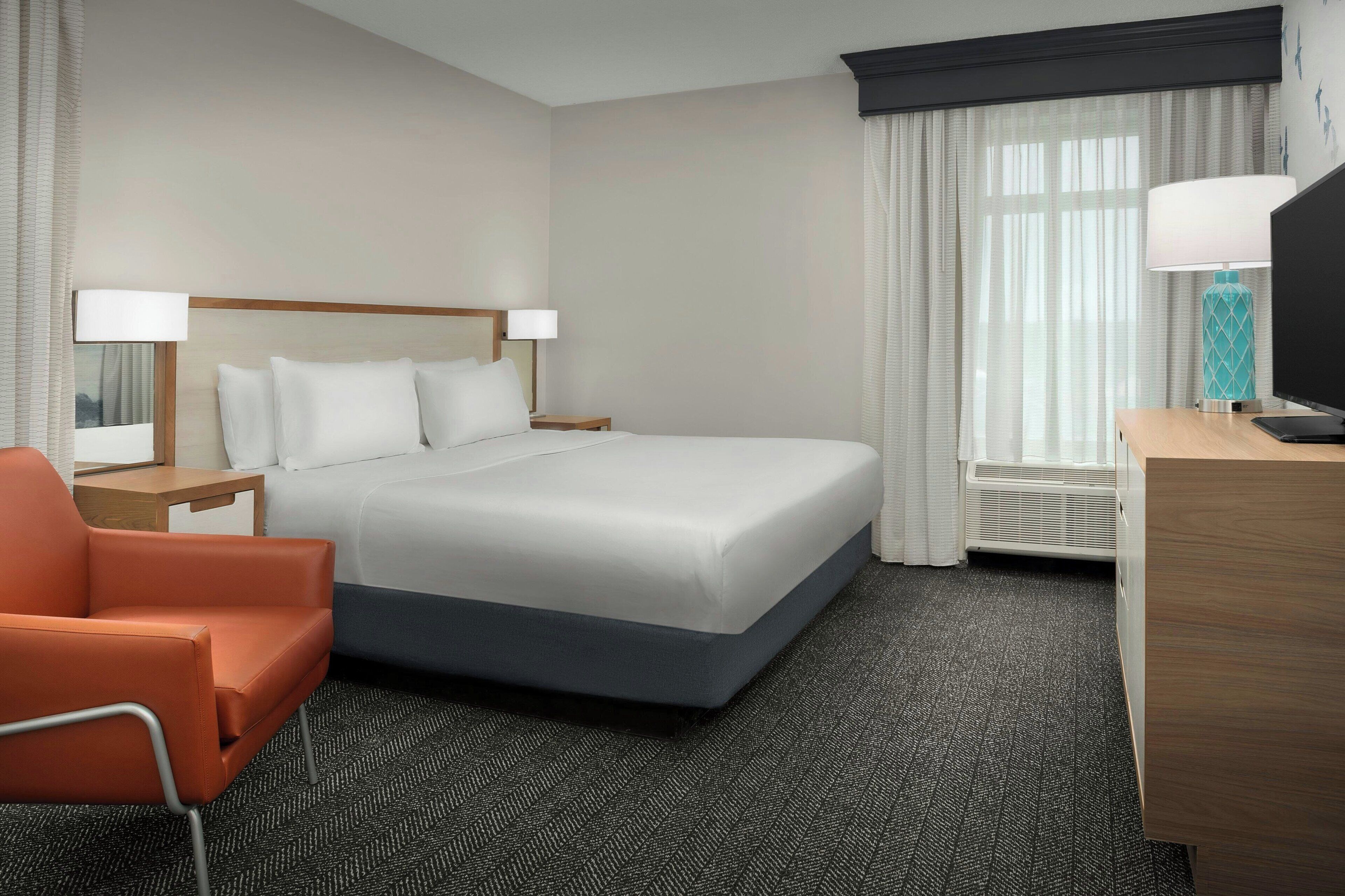 1 bedroom, in-room safe, desk, iron/ironing board