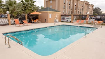 Seasonal outdoor pool