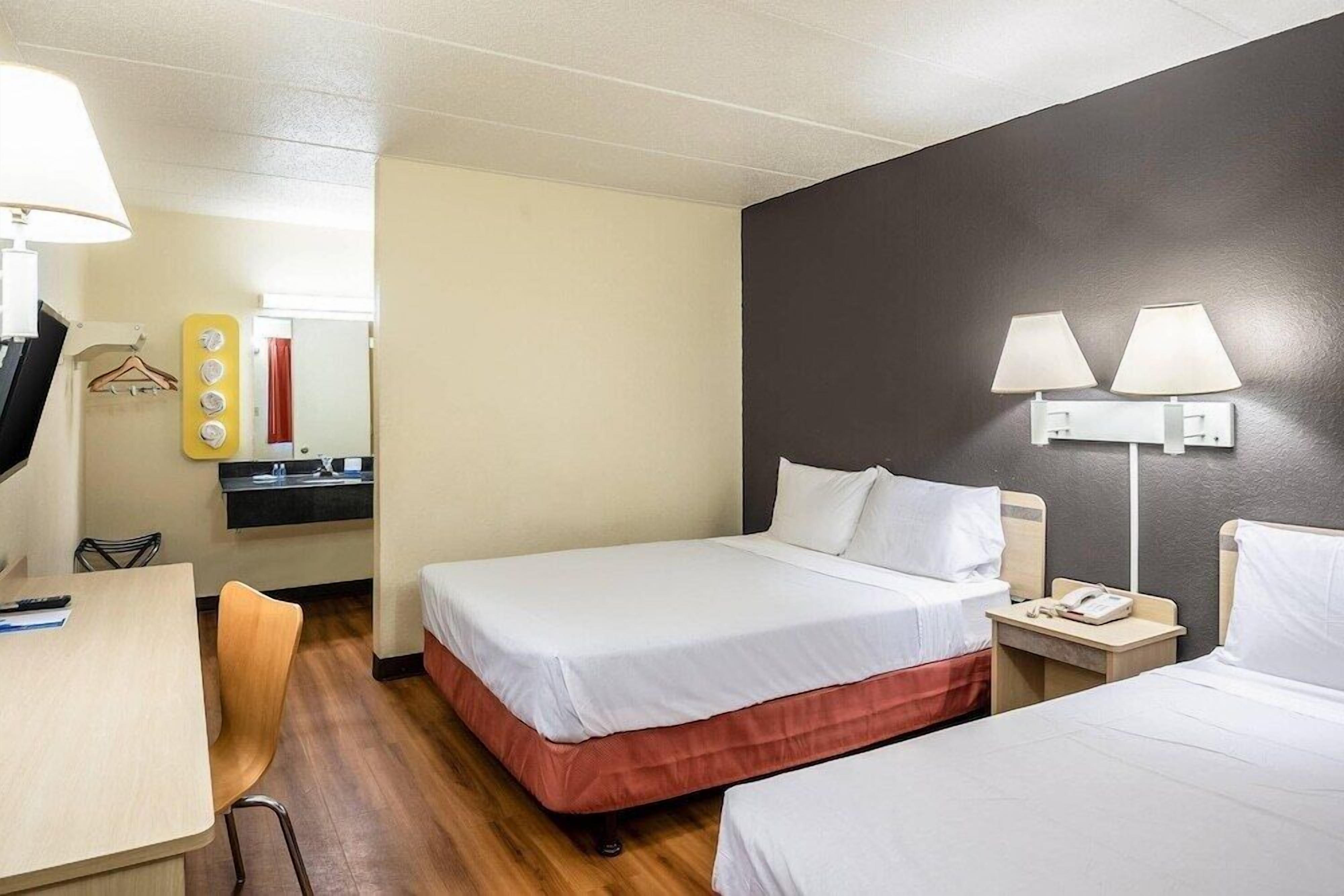 Premium bedding, bed sheets