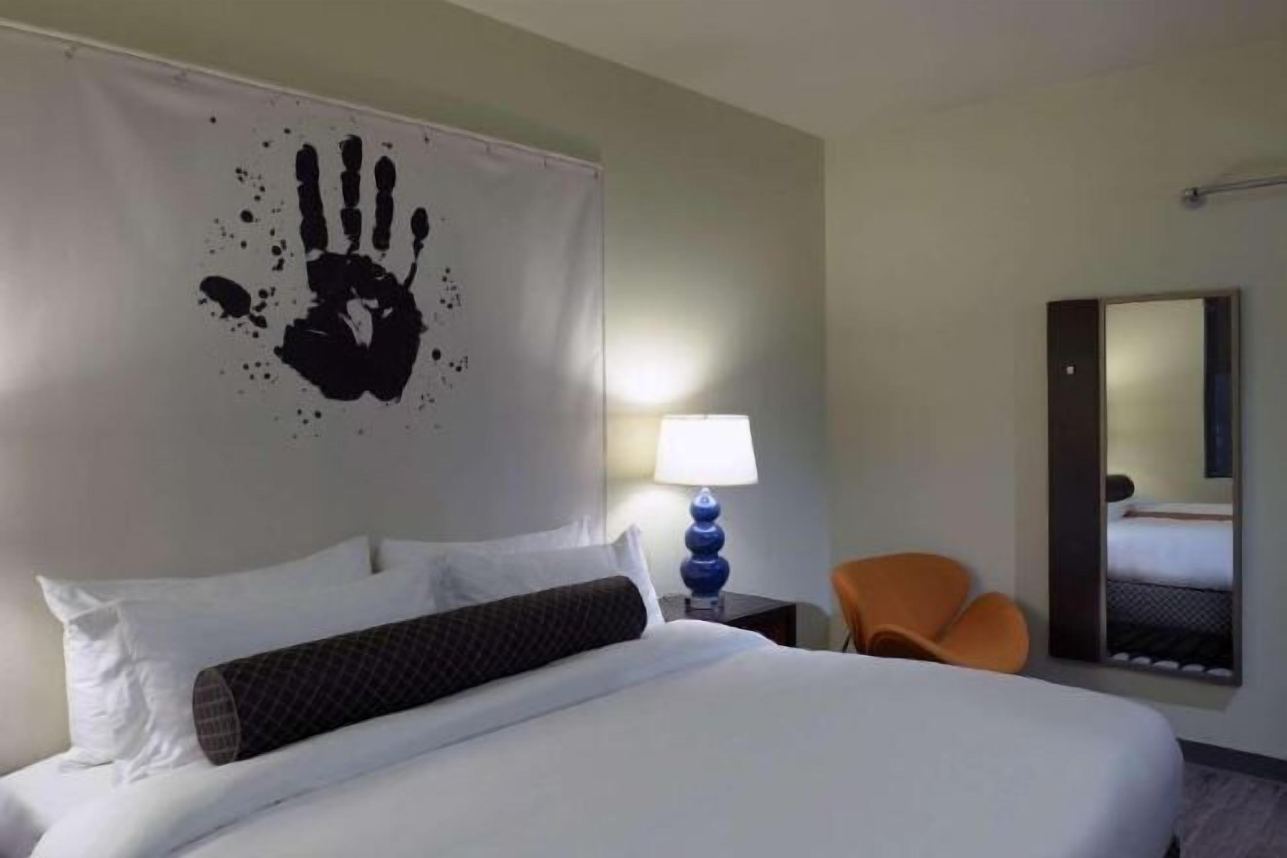 Egyptian cotton sheets, premium bedding, pillow-top beds, in-room safe