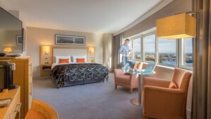 Executive King Room | Bộ trải giường bằng vải cotton Ai Cập, bộ đồ giường cao cấp 