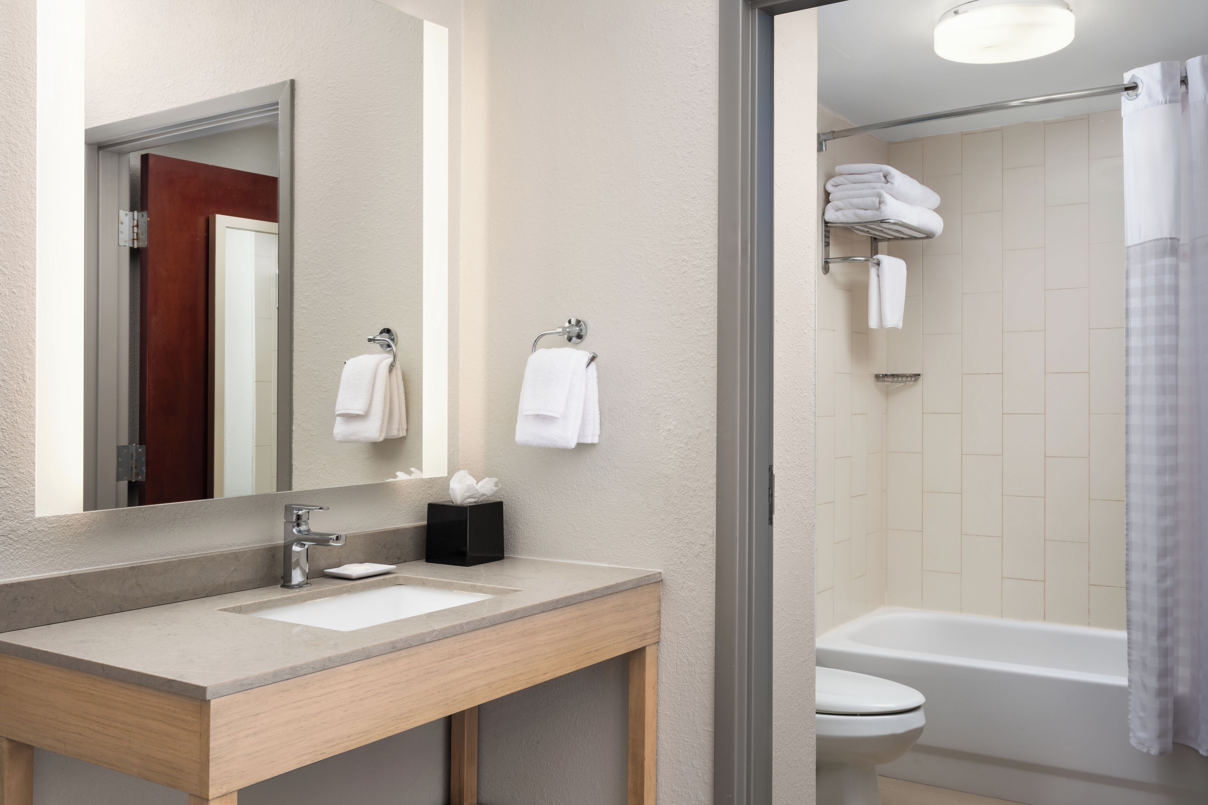 1 bedroom, premium bedding, down duvets, in-room safe