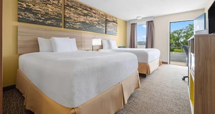 Days Inn by Wyndham Fort Wayne