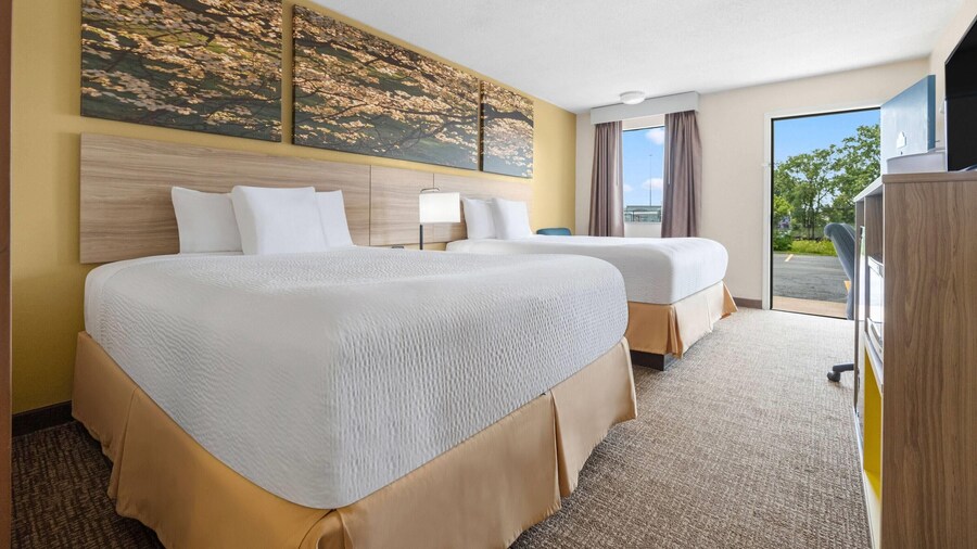 Days Inn by Wyndham Fort Wayne