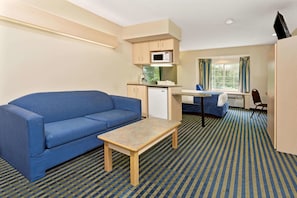 In-room safe, desk, laptop workspace, iron/ironing board