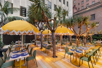 Breakfast, lunch, dinner served; American cuisine  at The Delphi Hotel
